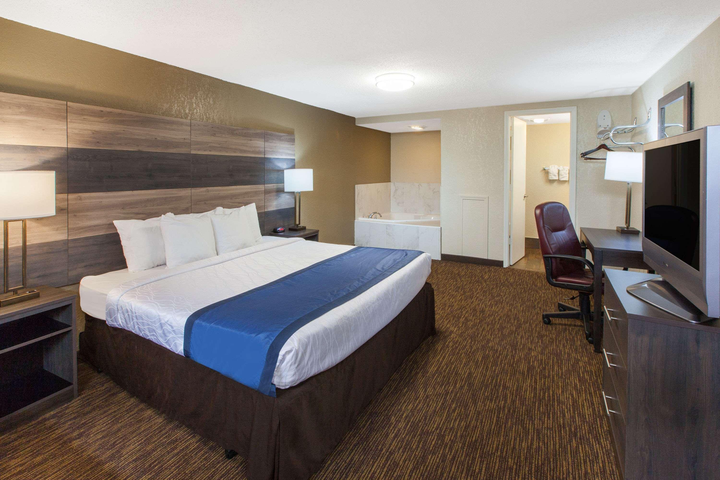 Hotel Baymont by Wyndham Downtown Detroit Zewnętrze zdjęcie