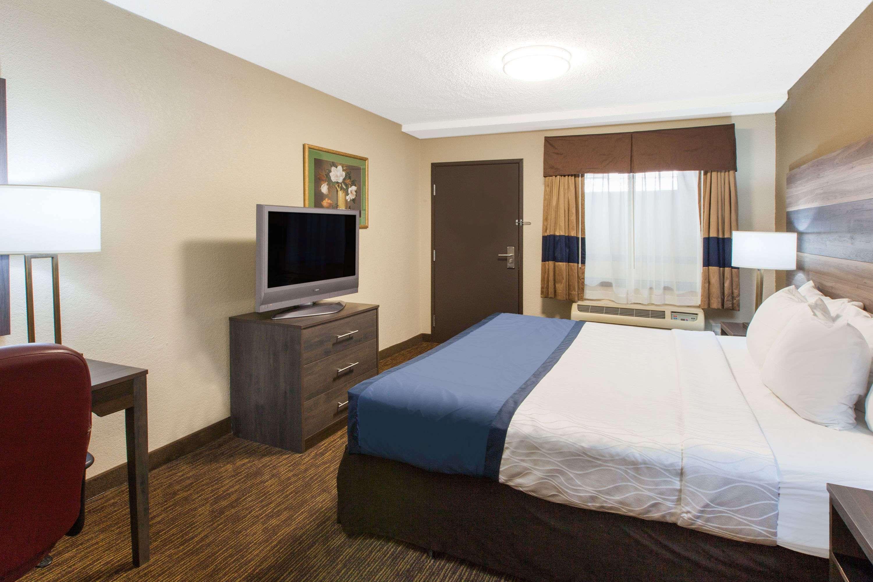 Hotel Baymont by Wyndham Downtown Detroit Zewnętrze zdjęcie
