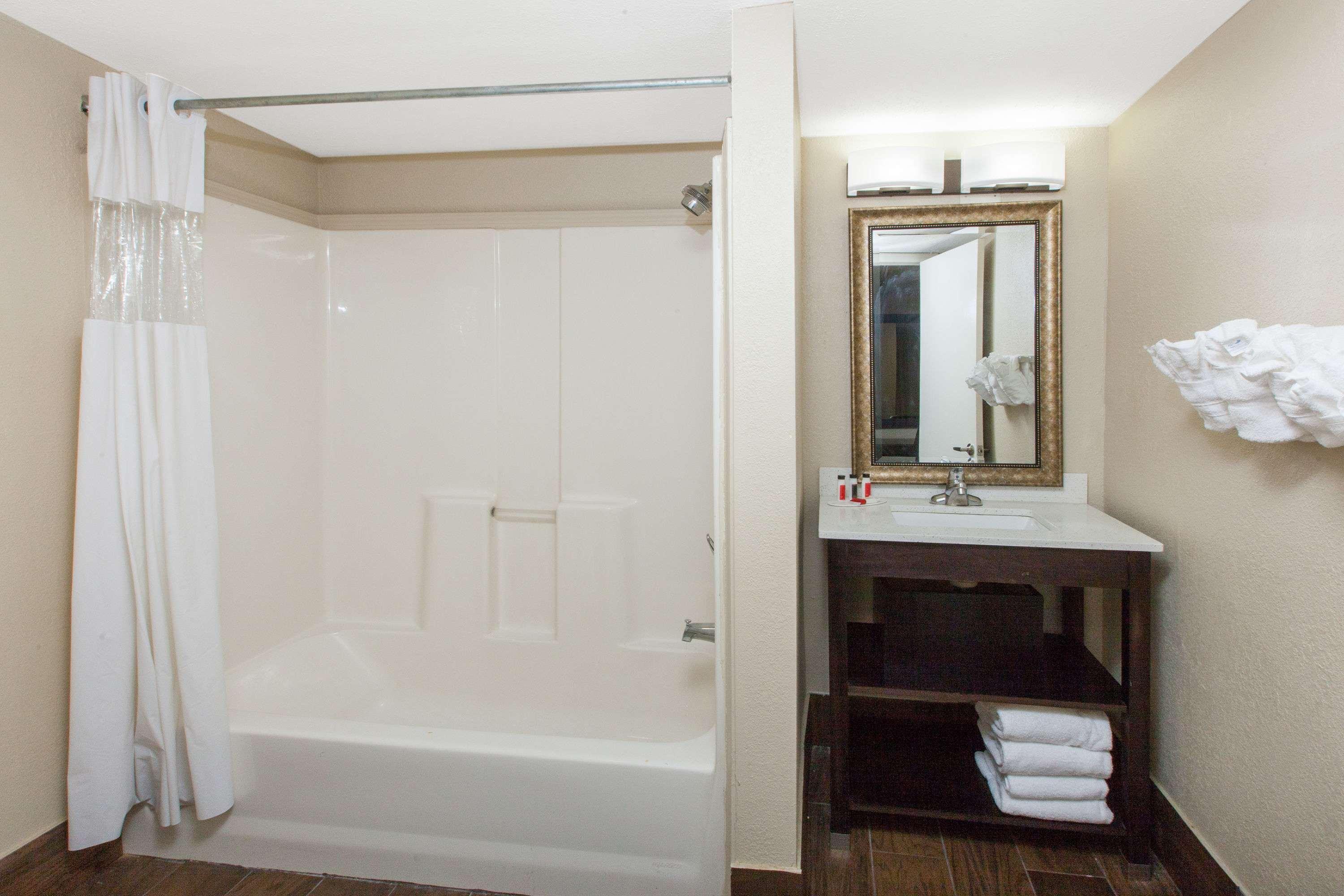 Hotel Baymont by Wyndham Downtown Detroit Zewnętrze zdjęcie